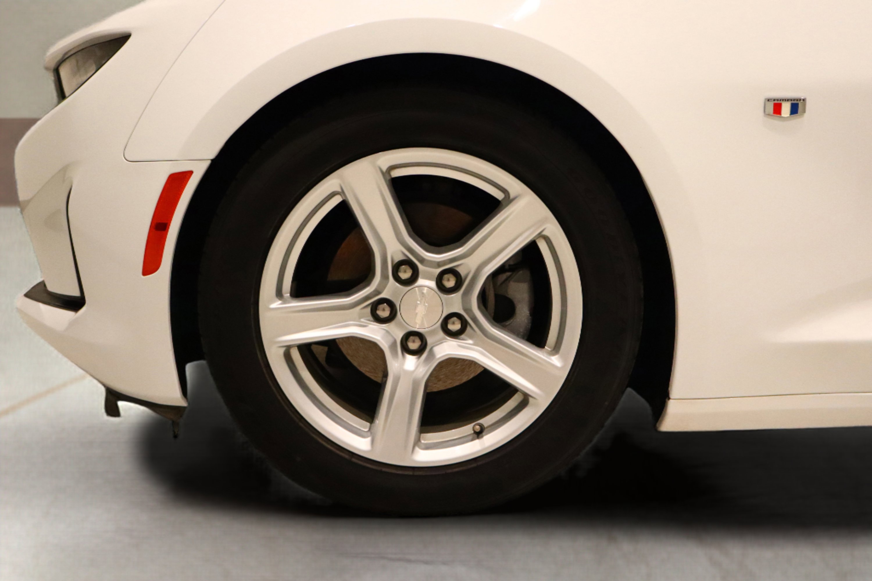 Used 2020 Chevrolet Camaro LT image 35