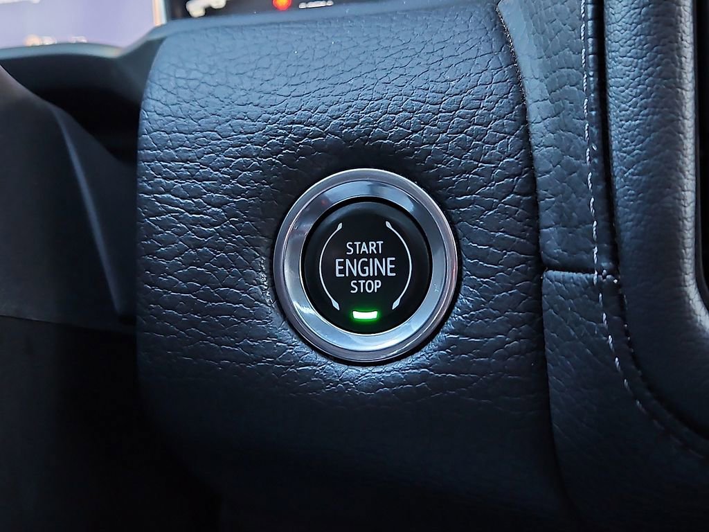 Used 2021 GMC Yukon Denali w/ Denali Ultimate Package image 26