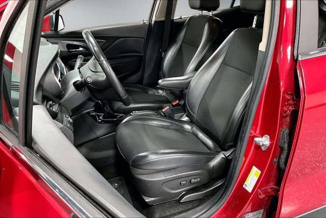 Used 2018 Buick Encore Preferred AWD/4WD image 19