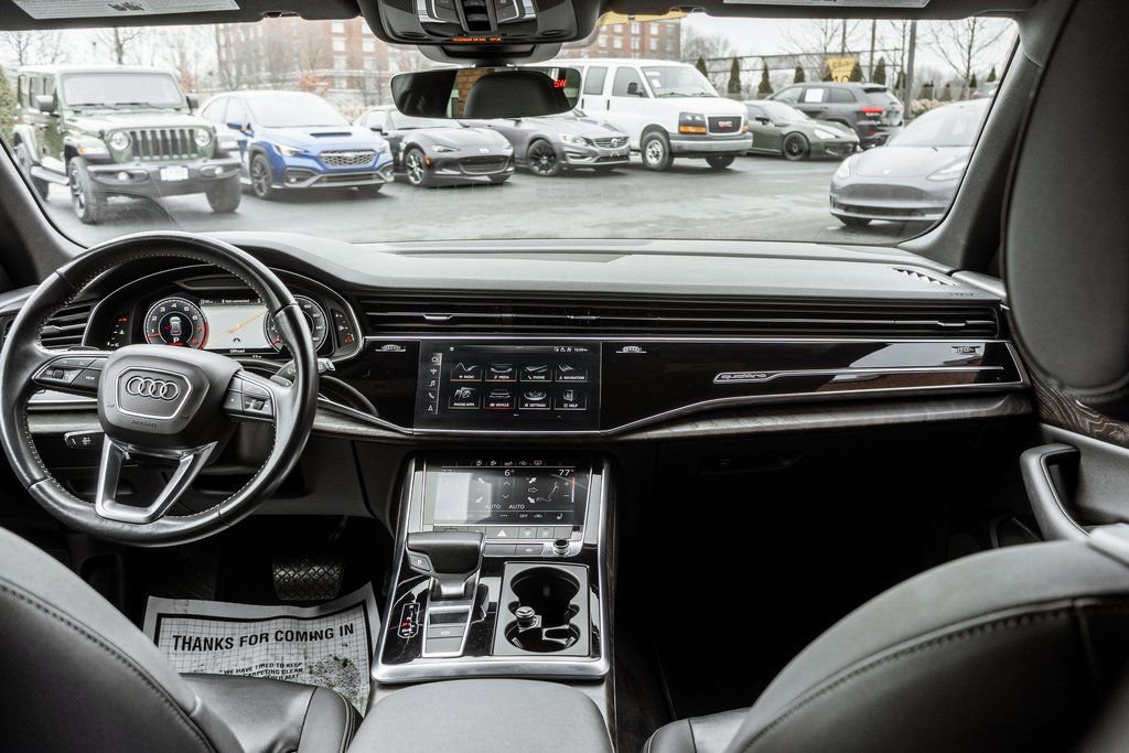 Used 2019 Audi Q8 Premium image 7