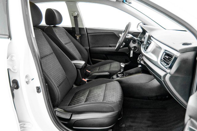 Used 2018 Kia Rio S image 29