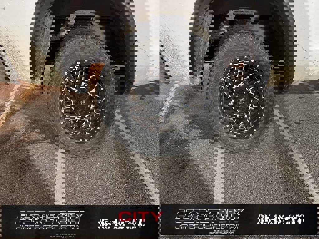 Used 2012 Toyota Tundra 4x4 Double Cab image 16