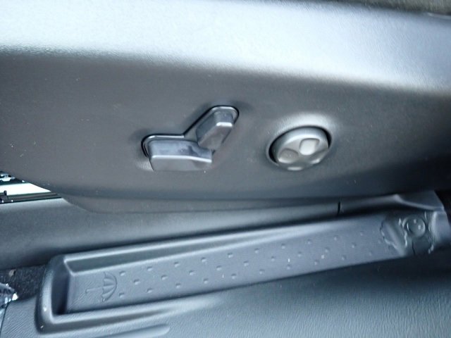 New 2026 Chrysler Pacifica Select image 17