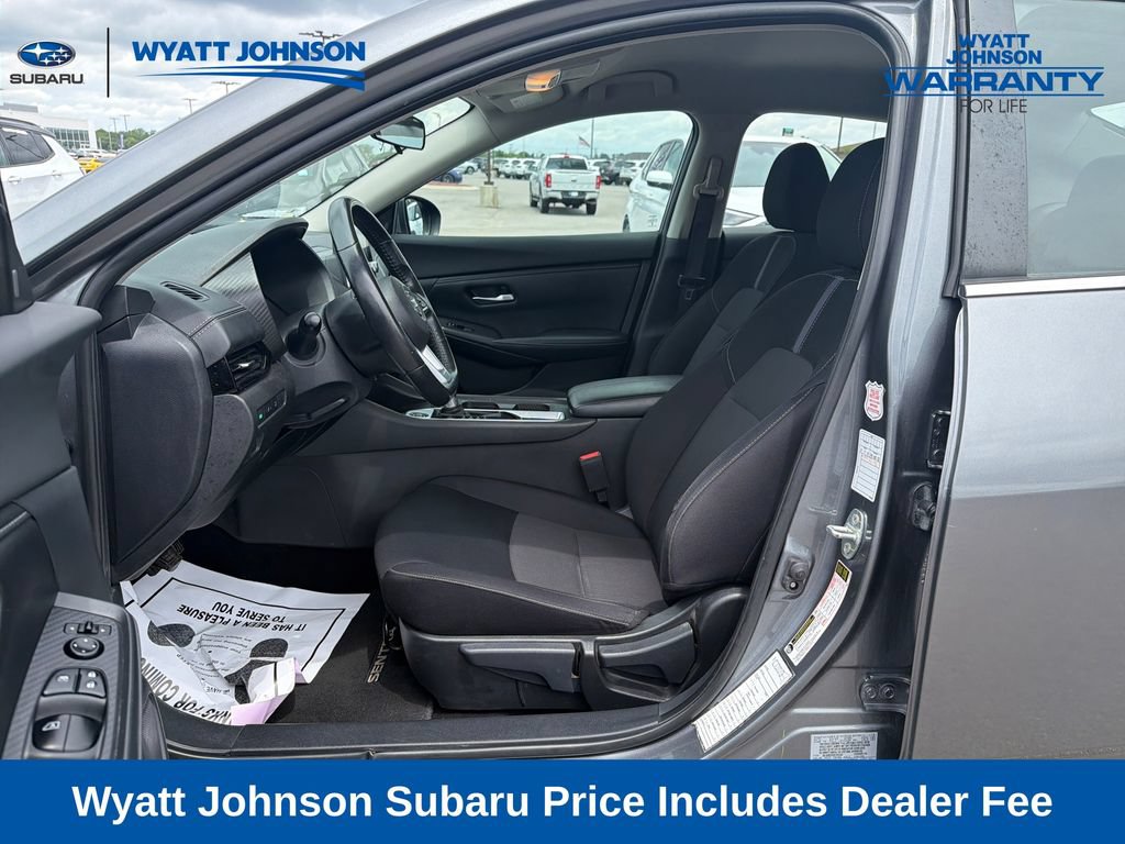 Used 2022 Nissan Sentra SV FWD image 18