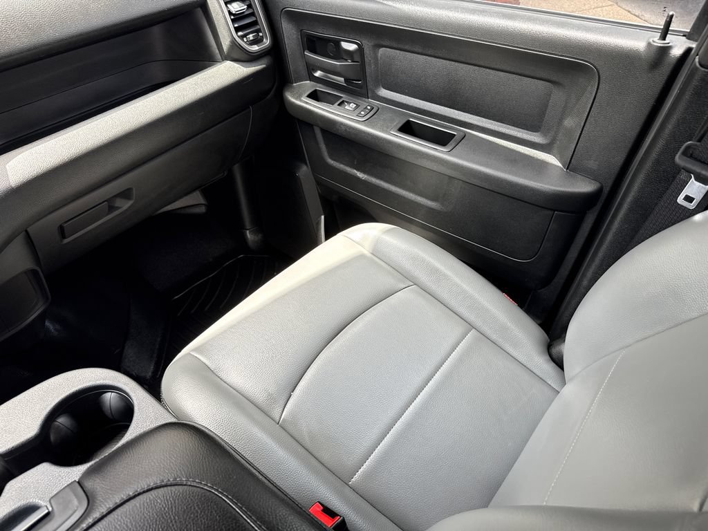 Used 2024 RAM 5500 Tradesman AWD/4WD image 16