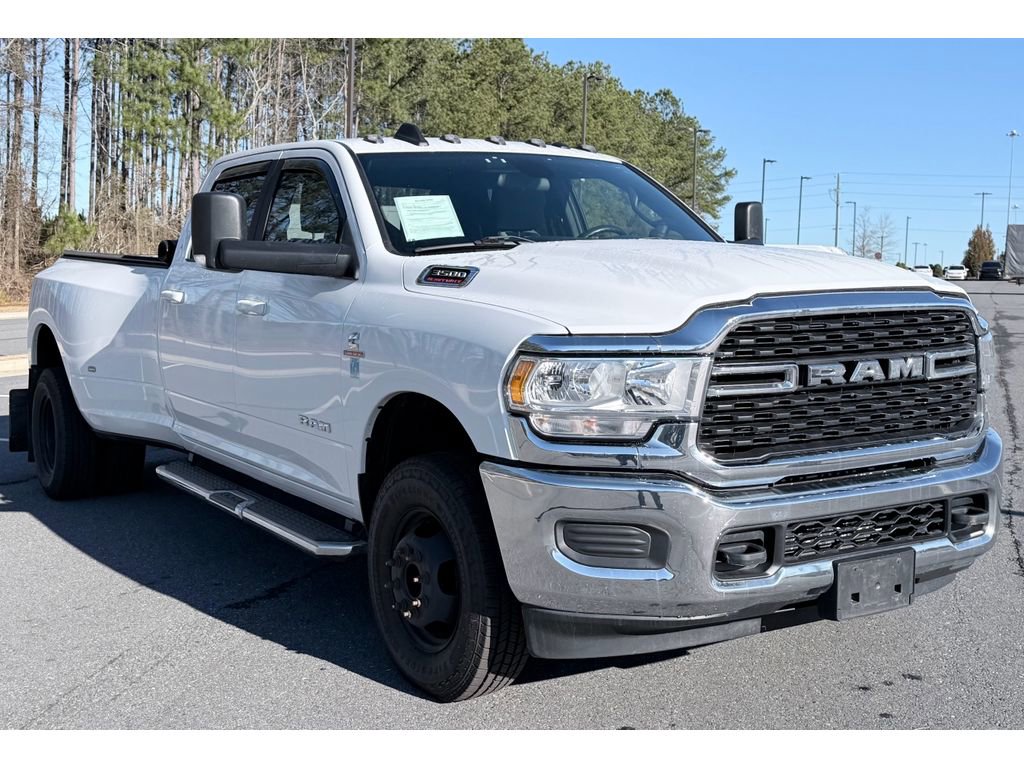 Used 2022 RAM 3500 Big Horn AWD/4WD image 2