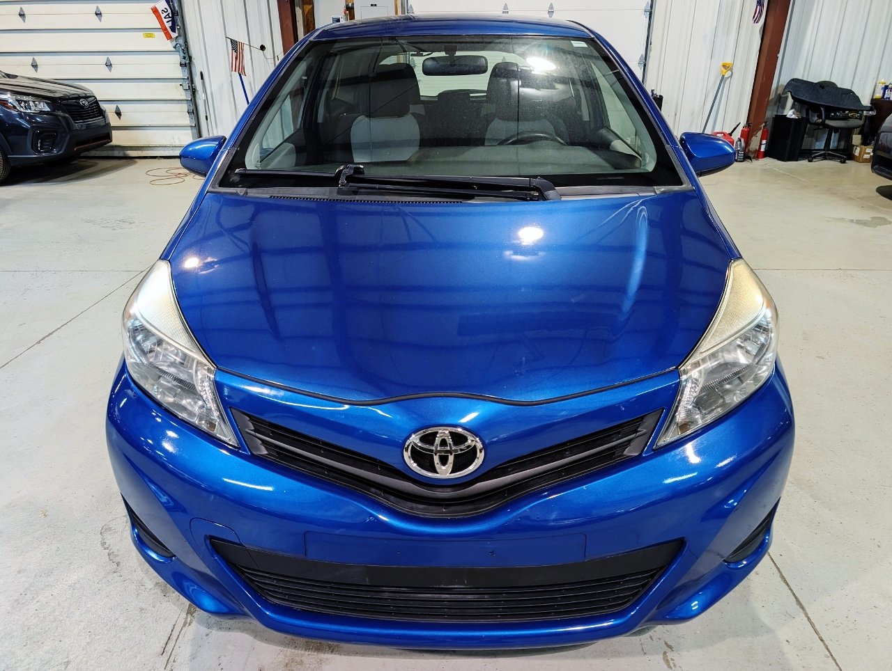 Used 2014 Toyota Yaris LE FWD image 9