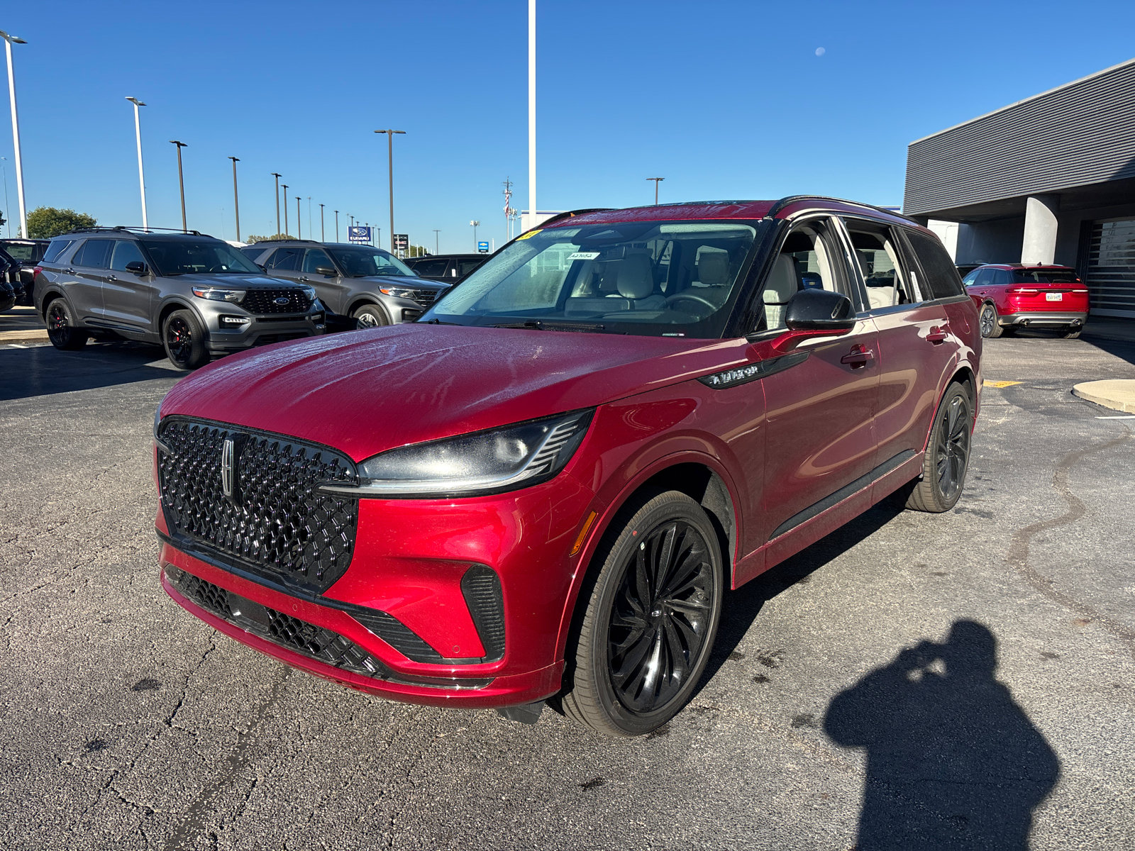 New 2027 Lincoln Aviator Reserve AWD/4WD image 3