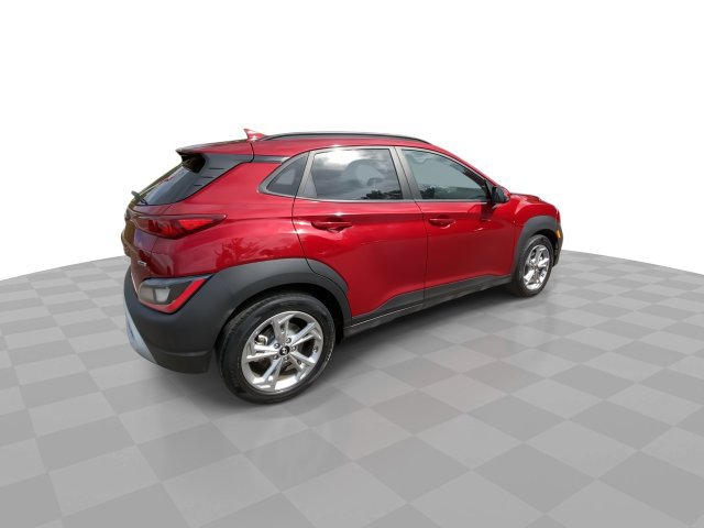 Used 2023 Hyundai Kona SEL AWD/4WD image 2