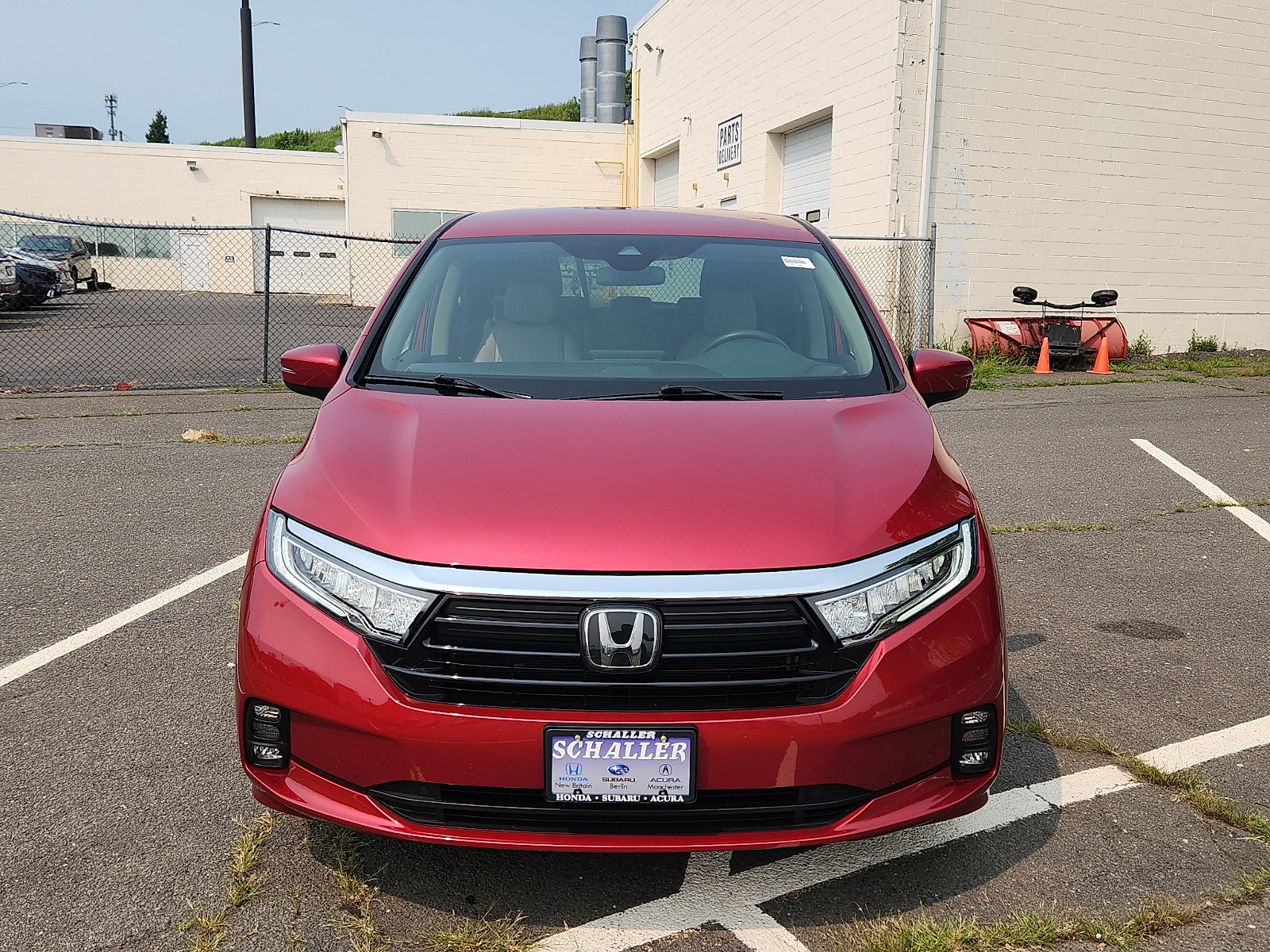 Used 2023 Honda Odyssey EX image 2