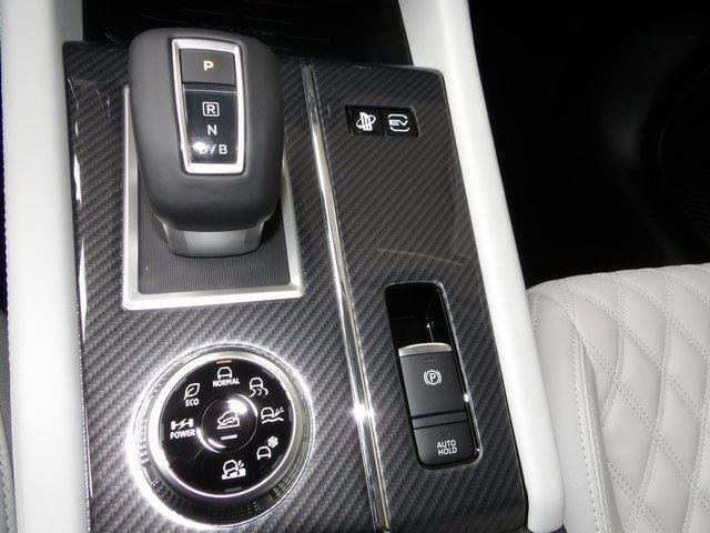 New 2025 Mitsubishi Outlander SEL image 23