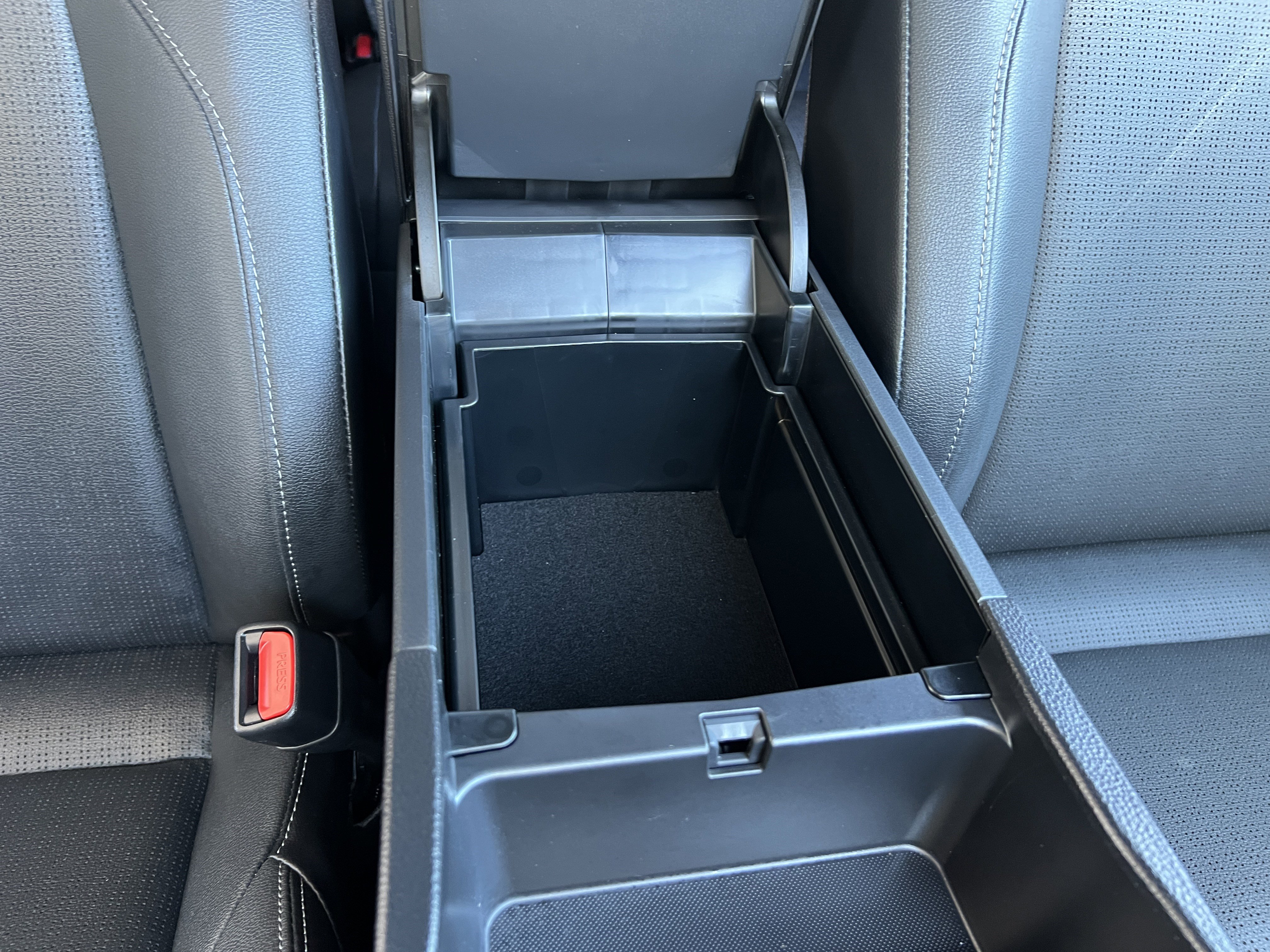 Used 2023 Subaru Solterra AWD image 24