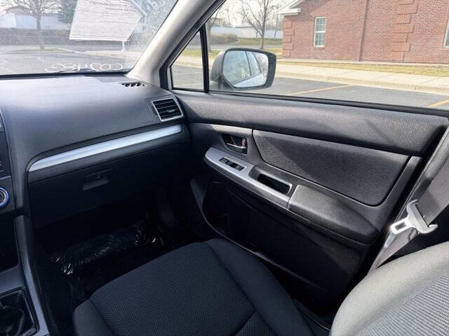 Used 2016 Subaru Crosstrek 2.0i image 37