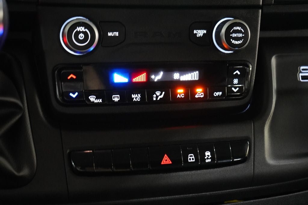 Used 2023 RAM ProMaster 3500 FWD image 10