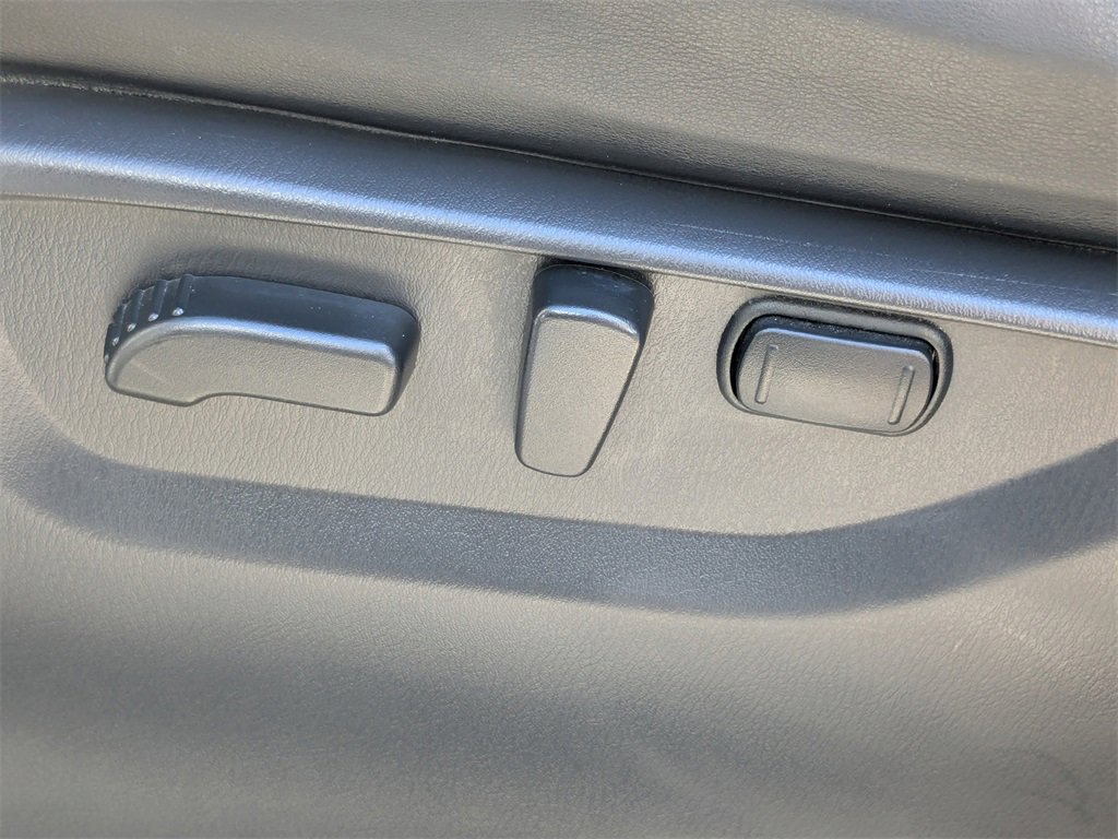 Used 2023 Nissan Armada Platinum w/ Cargo Package image 19