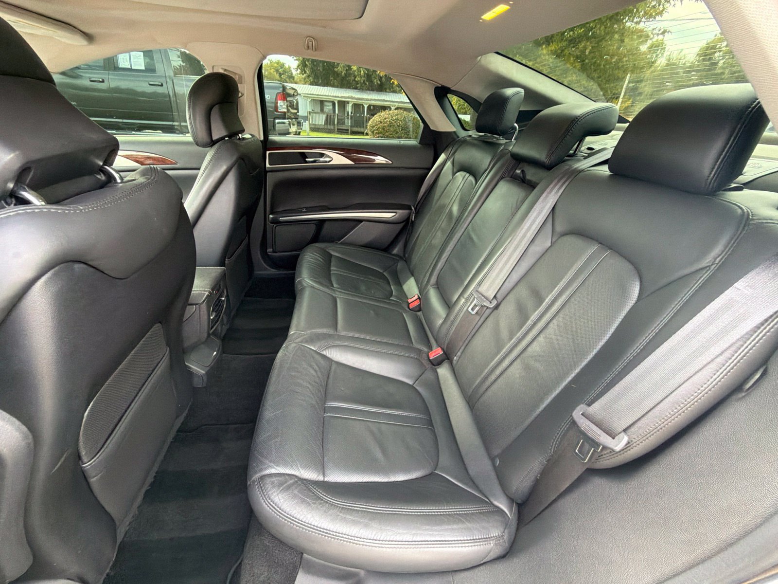 Used 2013 Lincoln MKZ FWD image 21