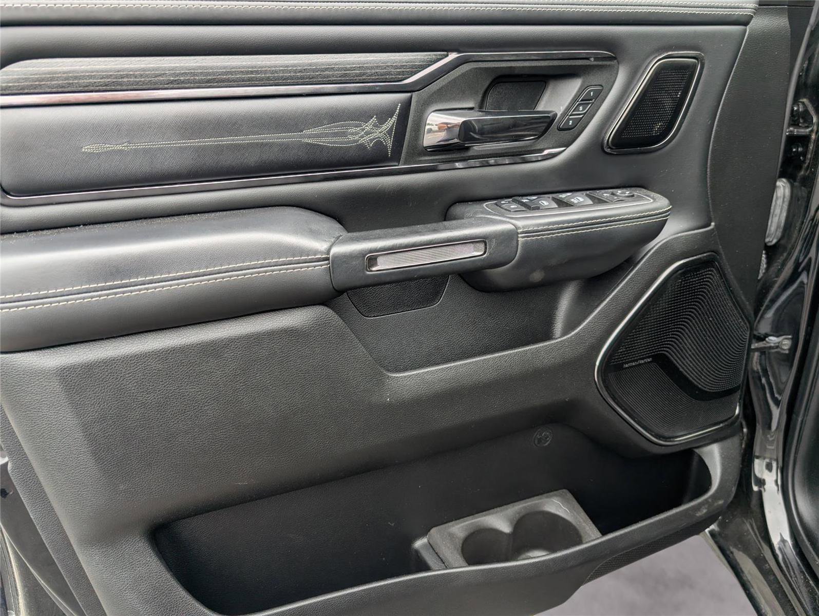 Used 2022 RAM 1500 Limited image 15