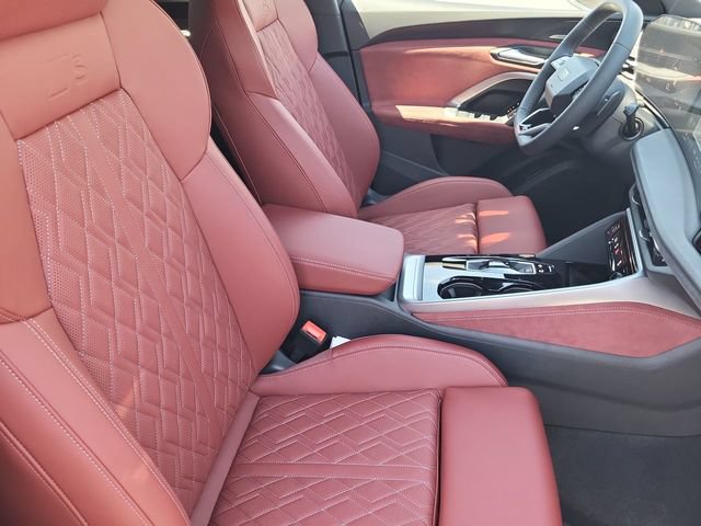 New 2026 Audi SQ5 Prestige AWD/4WD image 17