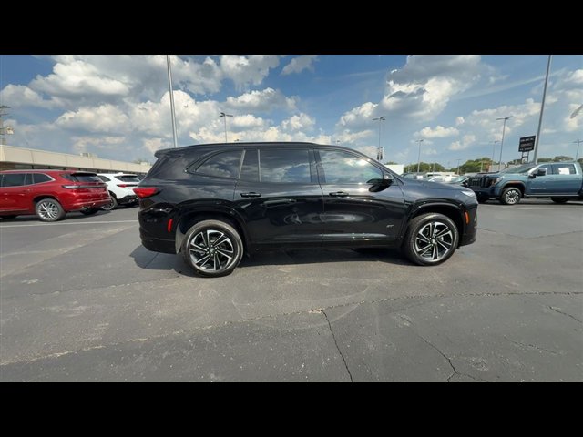 Certified 2026 Buick Enclave Sport Touring w/ Power Package AWD/4WD image 9