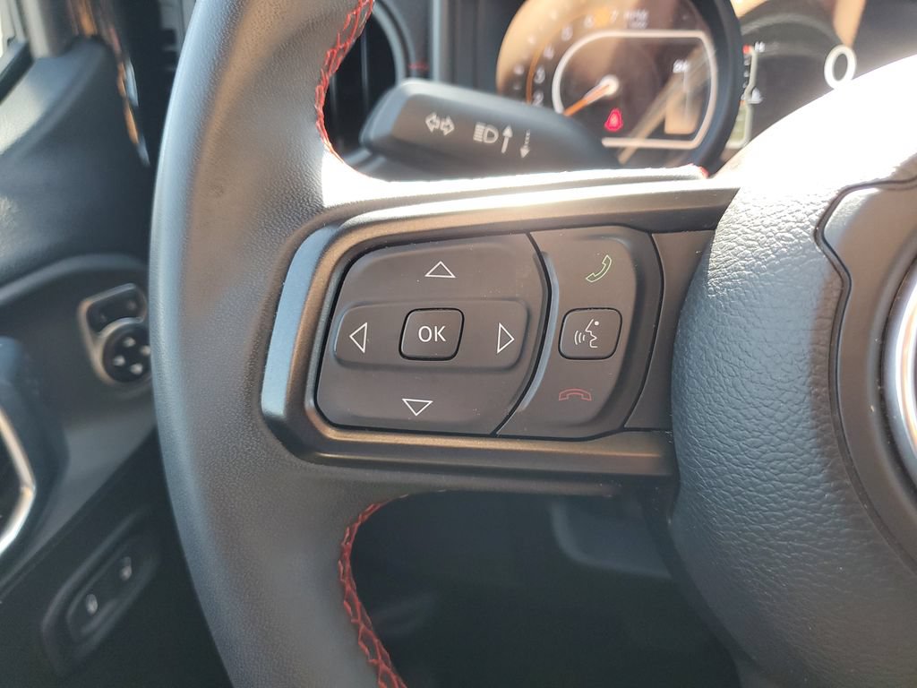 Used 2024 Jeep Wrangler Unlimited Rubicon AWD/4WD image 20