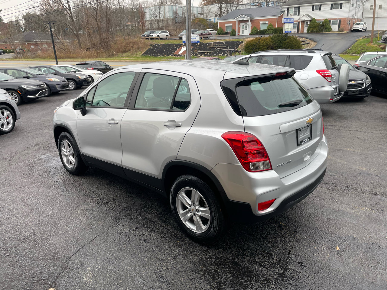 Used 2018 Chevrolet Trax LS AWD/4WD image 9