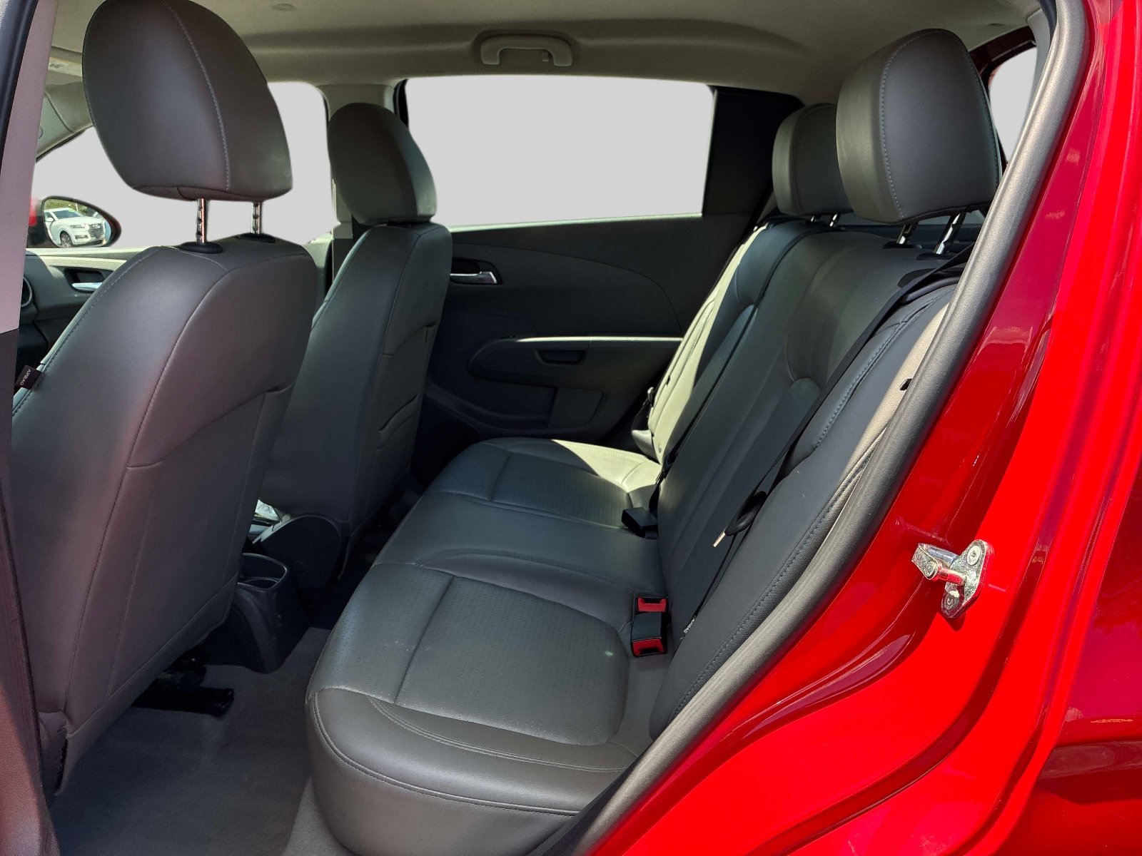 Used 2015 Chevrolet Sonic LTZ FWD image 12