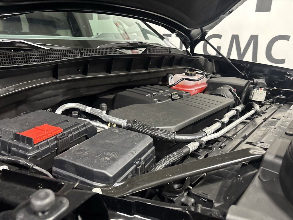 New 2026 GMC Sierra 1500 Elevation image 3