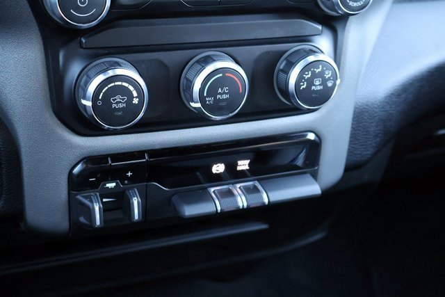 Used 2024 RAM 2500 Big Horn image 33