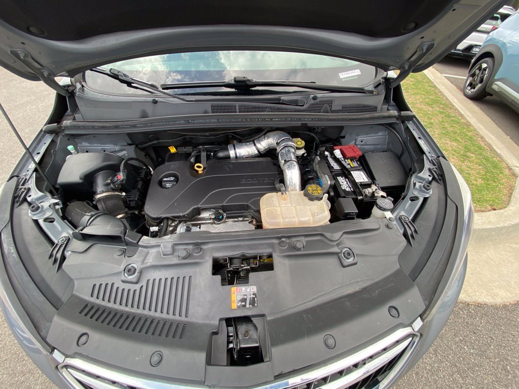 Used 2019 Buick Encore Essence FWD image 28