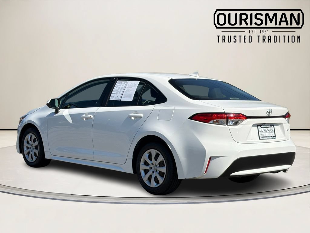 Used 2021 Toyota Corolla LE FWD image 4