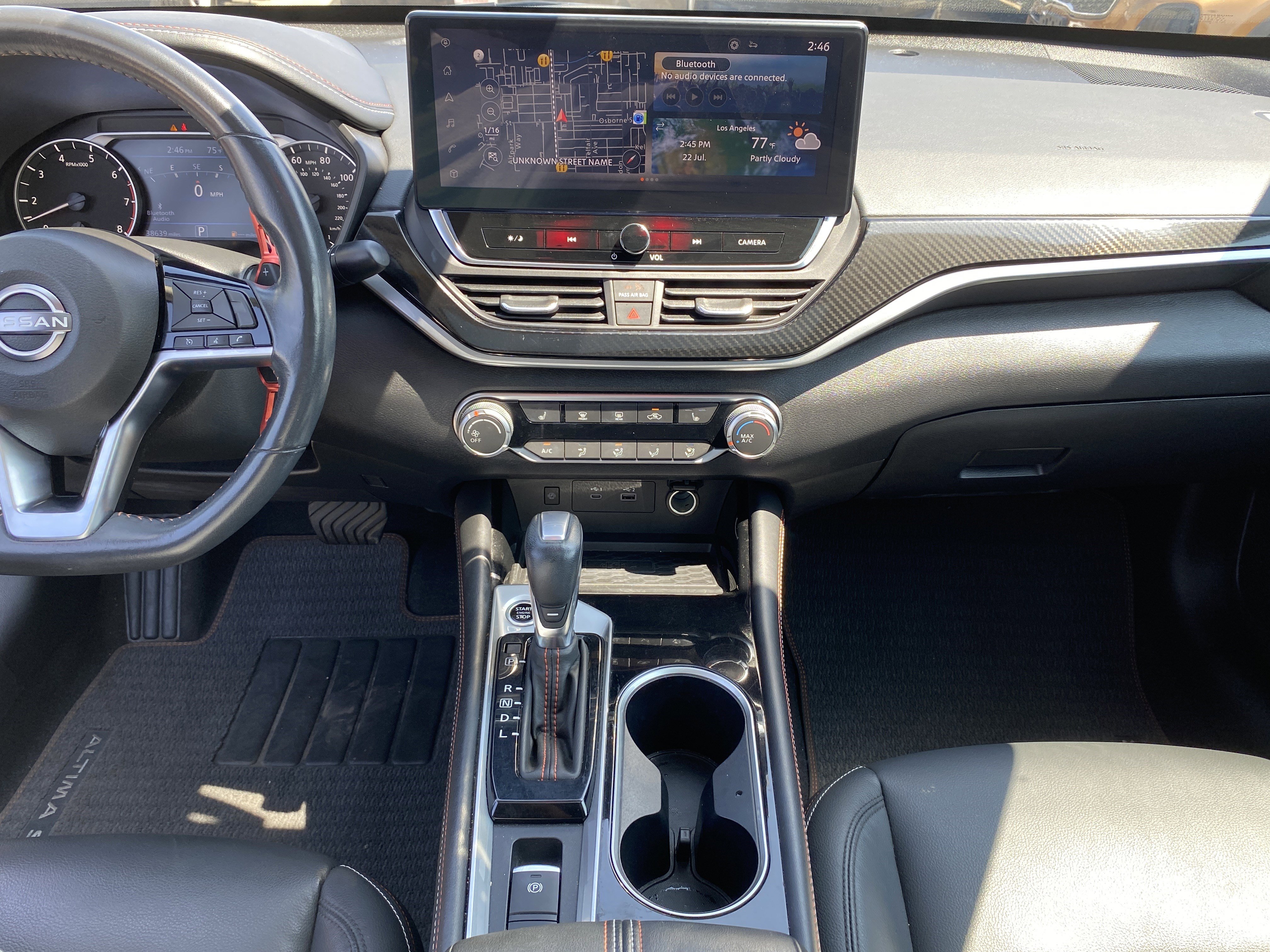 Used 2023 Nissan Altima 2.5 SR w/ SR Premium Package image 12
