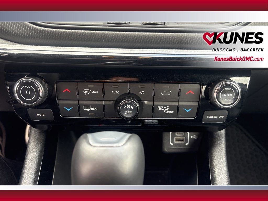 Used 2024 Jeep Compass Trailhawk image 20