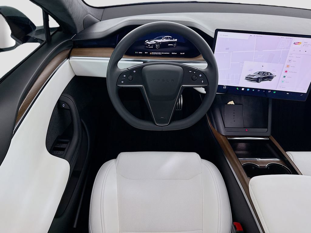 Used 2023 Tesla Model S Standard Range image 10
