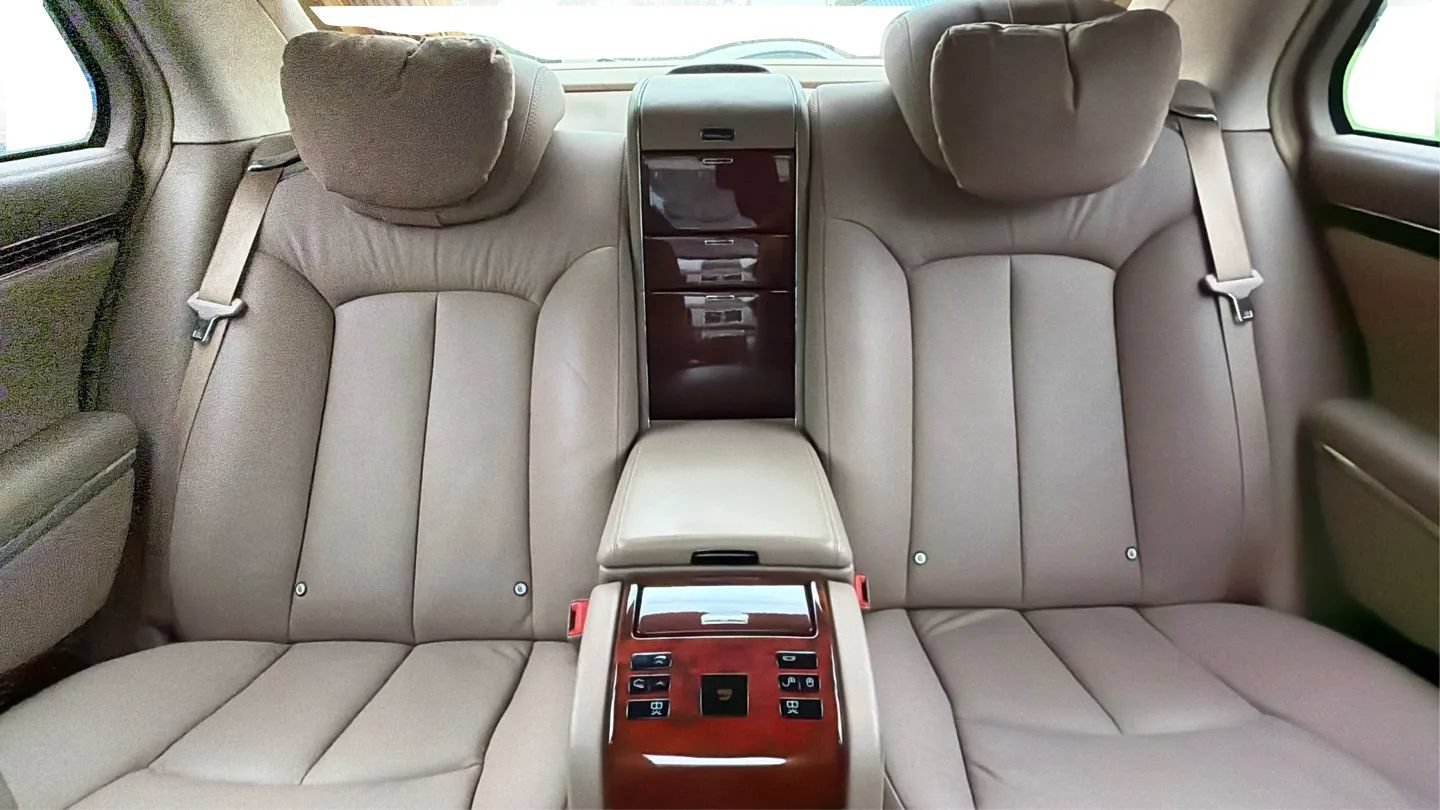 Used 2004 Maybach 57 RWD image 24