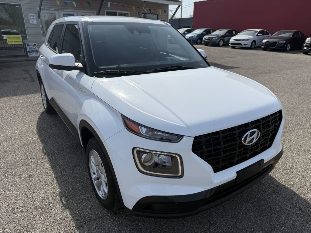 Used 2021 Hyundai Venue SE image 6