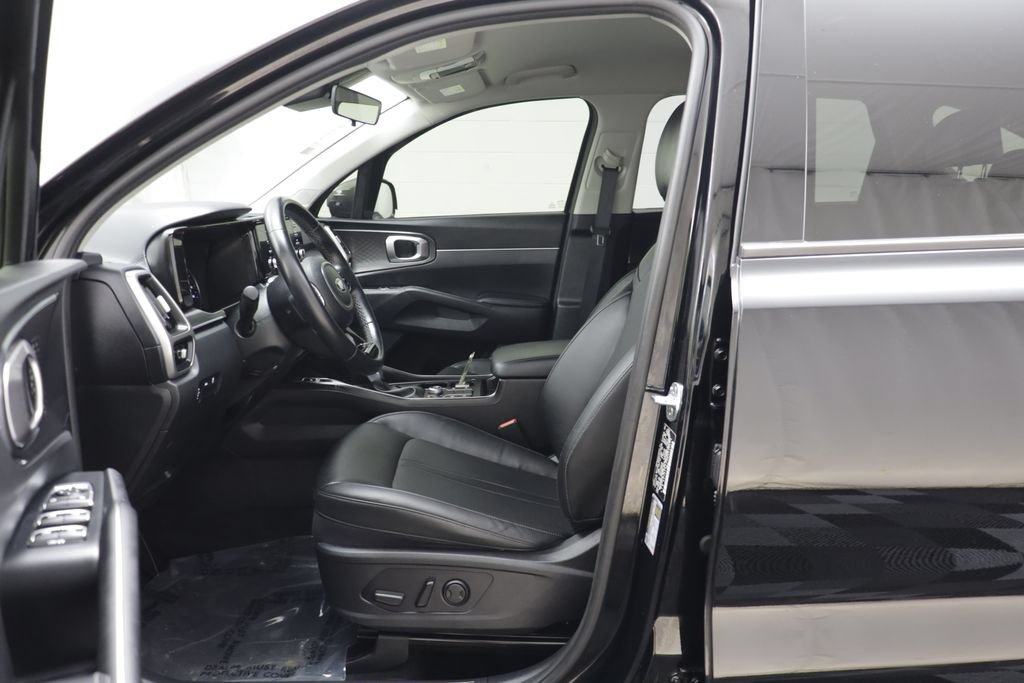 Used 2021 Kia Sorento S AWD/4WD image 5