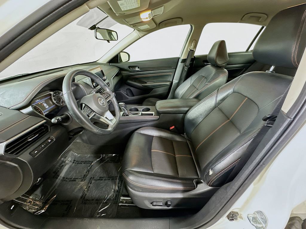 Used 2019 Nissan Altima 2.5 SR image 14