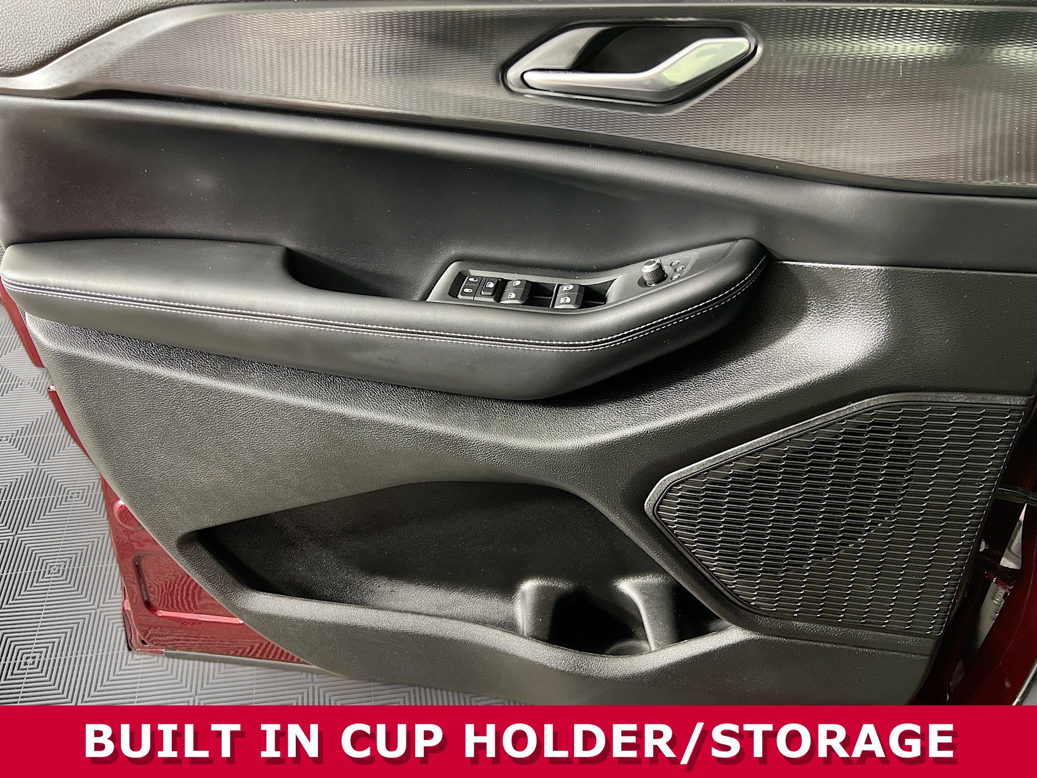 Used 2025 Jeep Grand Cherokee Altitude image 19