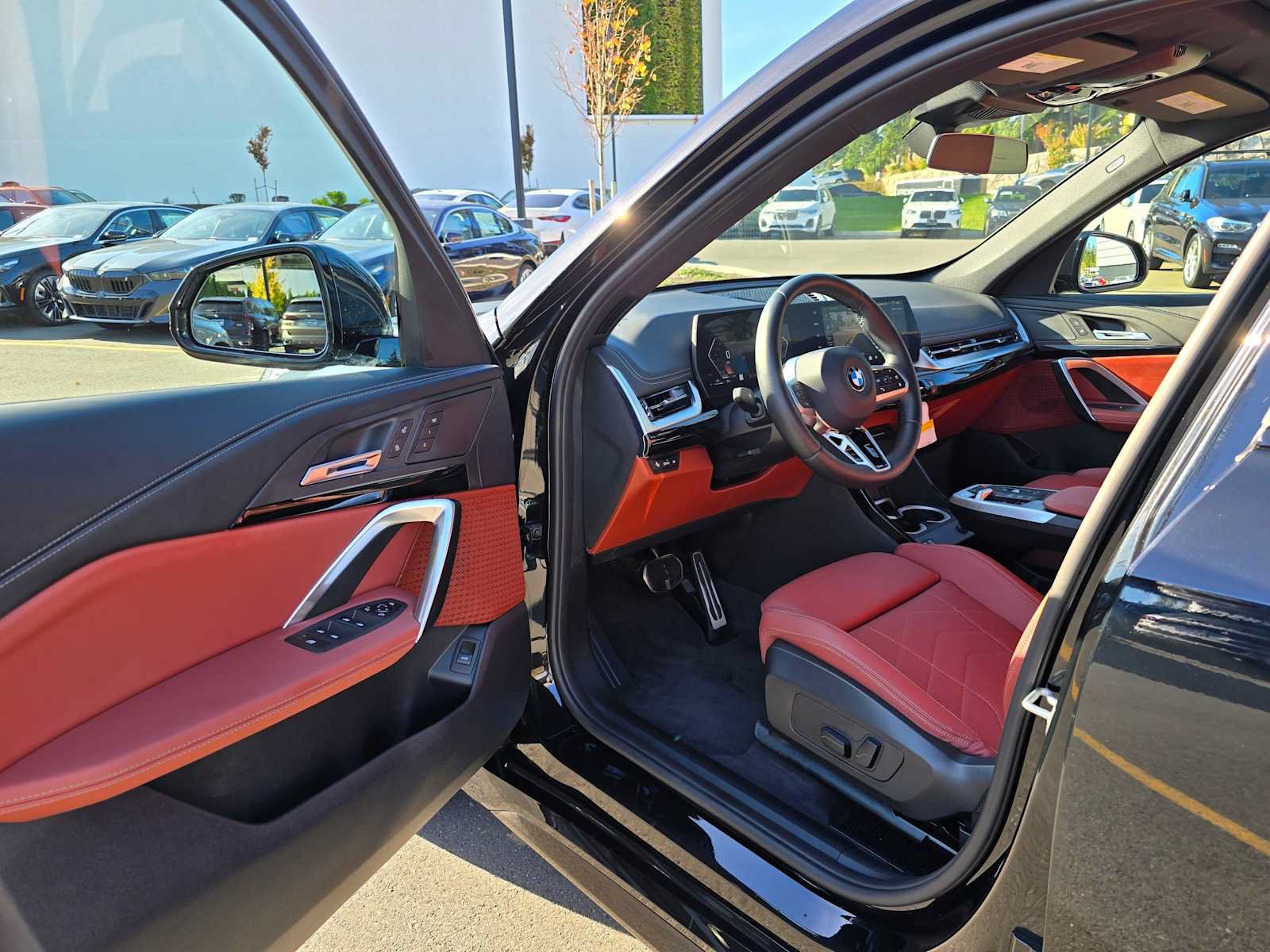 Used 2026 BMW X1 xDrive28i w/ M Sport Package AWD/4WD image 19