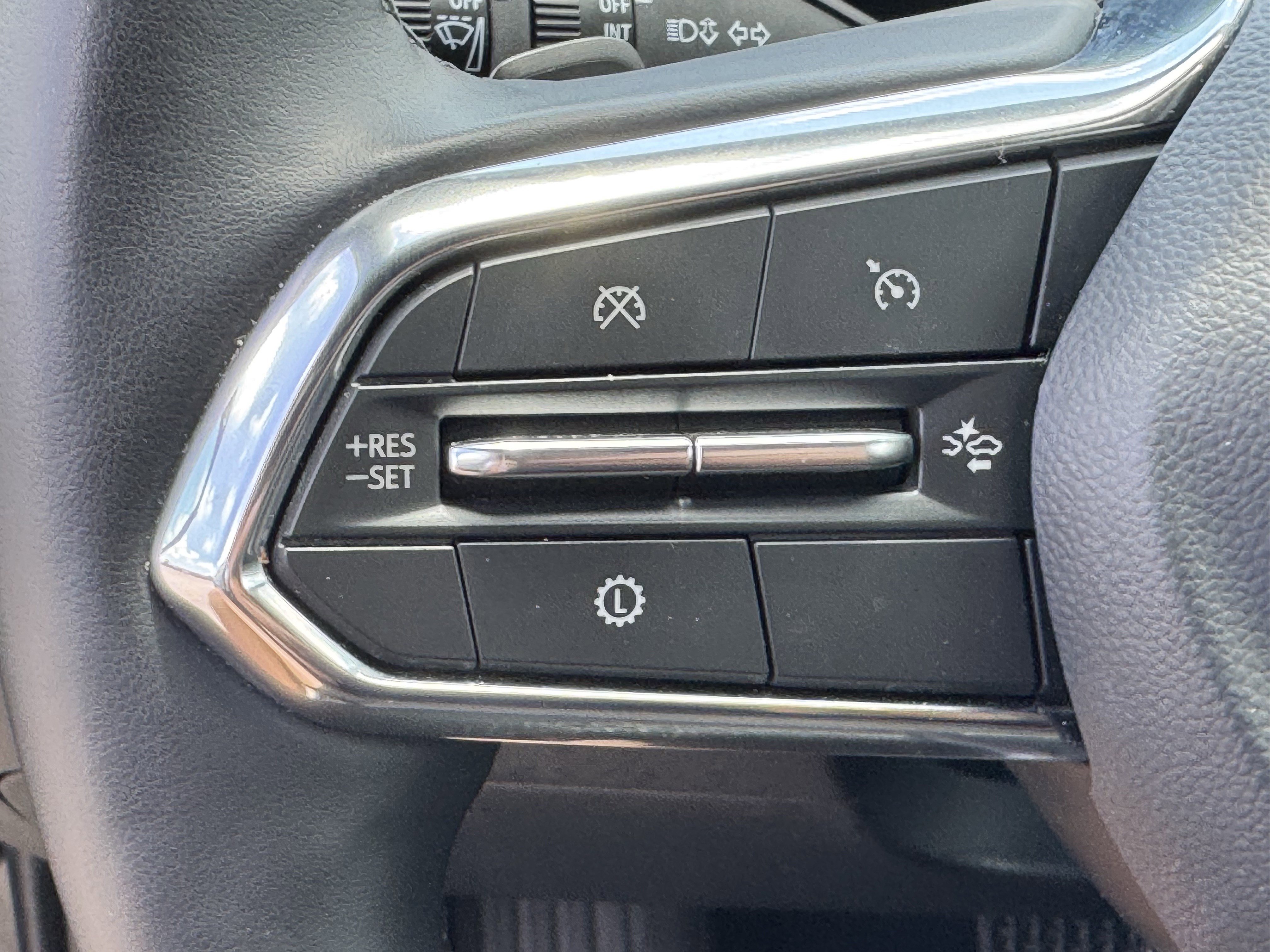 Used 2025 Chevrolet Equinox LT FWD image 25