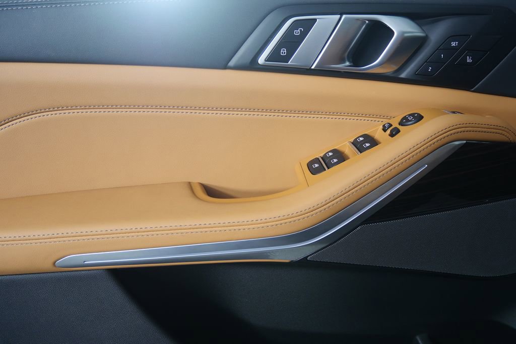 Certified 2026 BMW X5 sDrive40i image 9