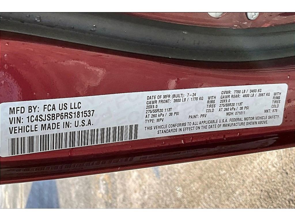 Certified 2024 Jeep Wagoneer L Series II w/ Flexible Seating Group image 36