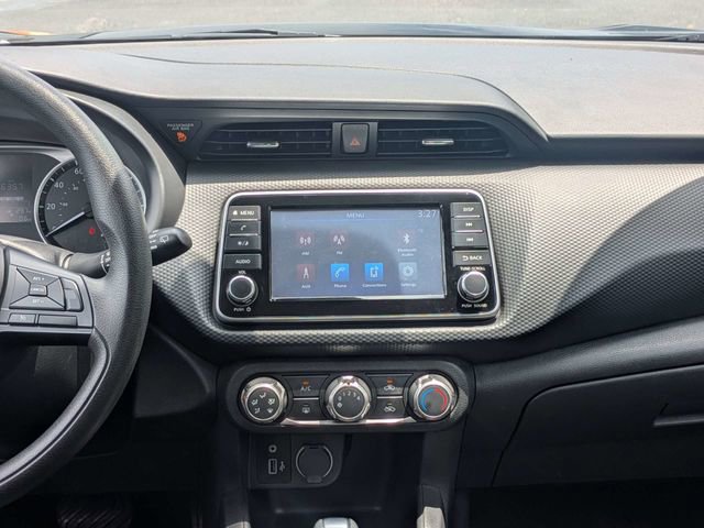 Used 2024 Nissan Kicks S FWD image 18