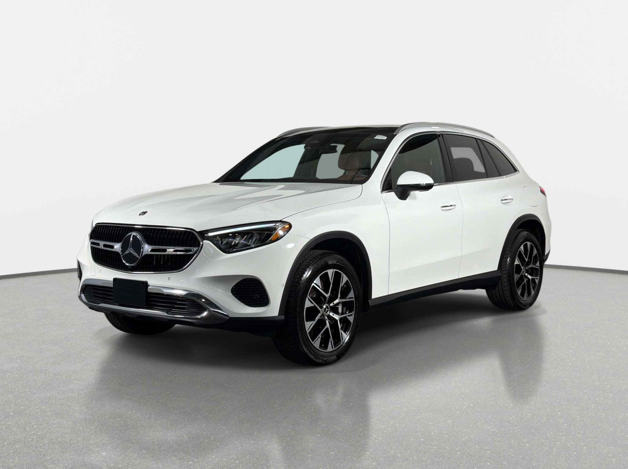 Used 2025 Mercedes-Benz GLC 350e 4MATIC image 17