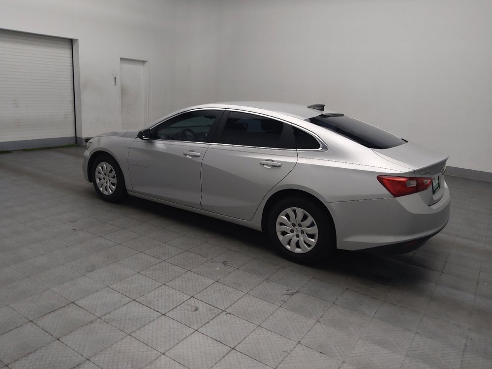 Used 2016 Chevrolet Malibu L image 3