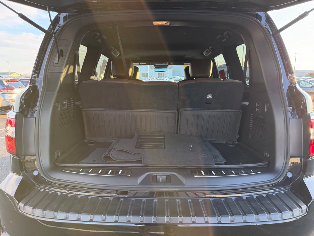 Used 2024 Nissan Armada Platinum w/ Captain's Chairs Package image 49