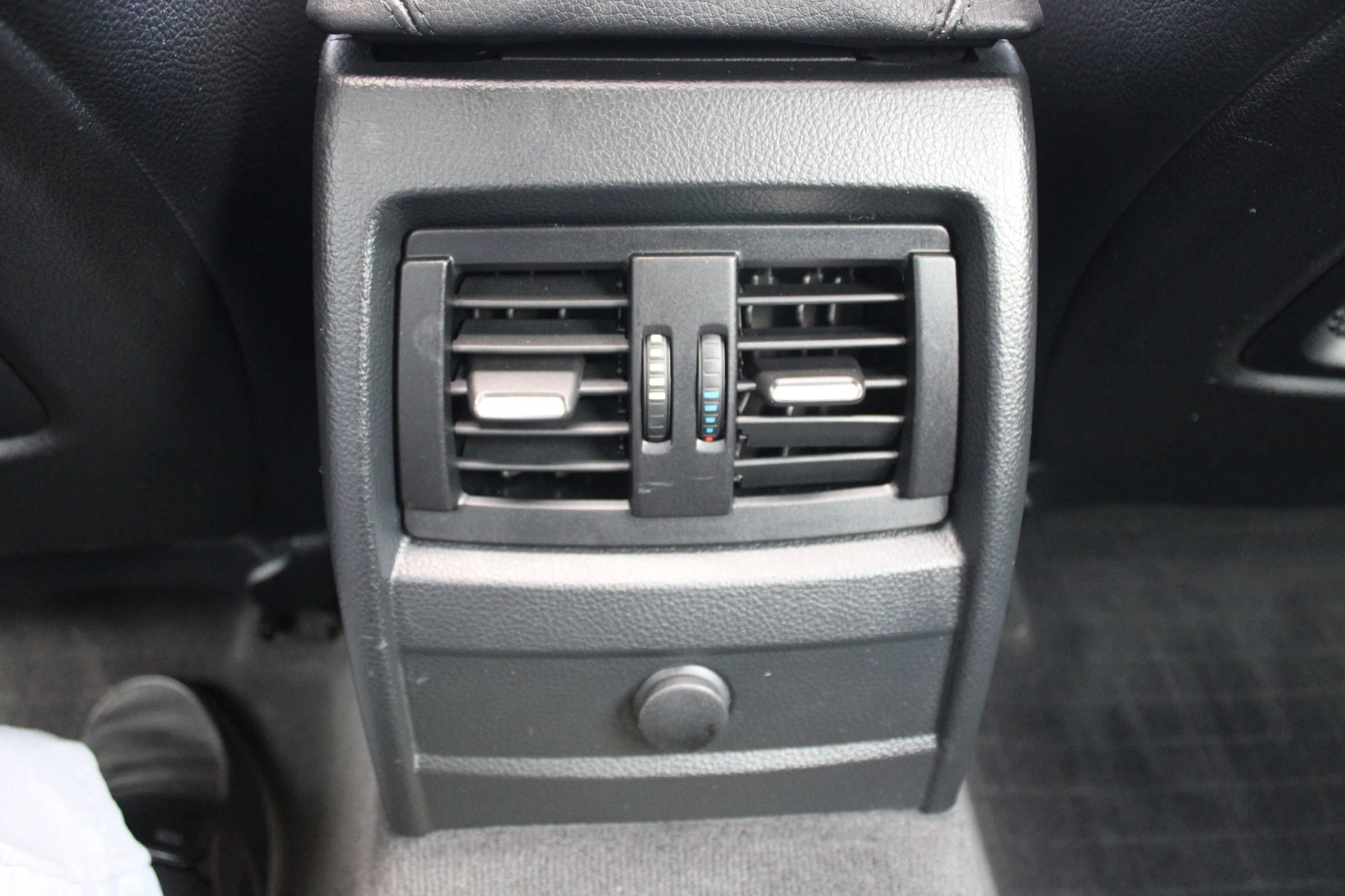 Used 2012 BMW 328i Sedan RWD image 22