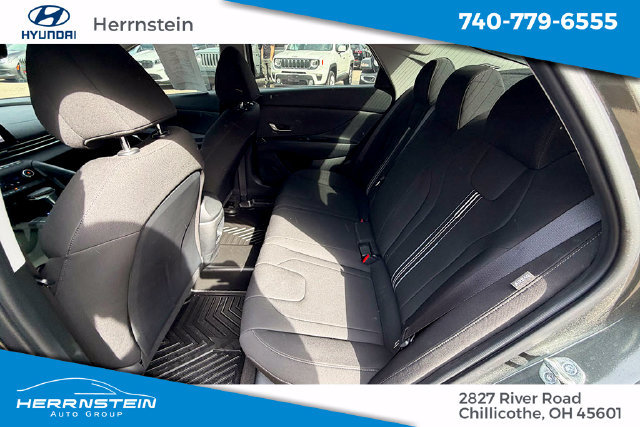 Used 2024 Hyundai Elantra SEL FWD image 16
