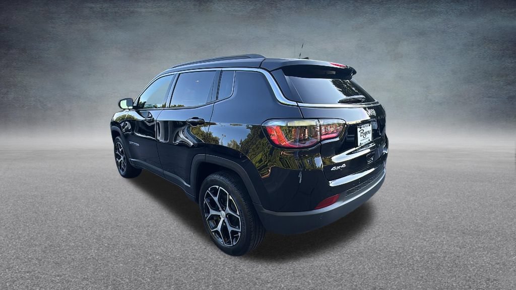 Used 2024 Jeep Compass Limited AWD/4WD image 27