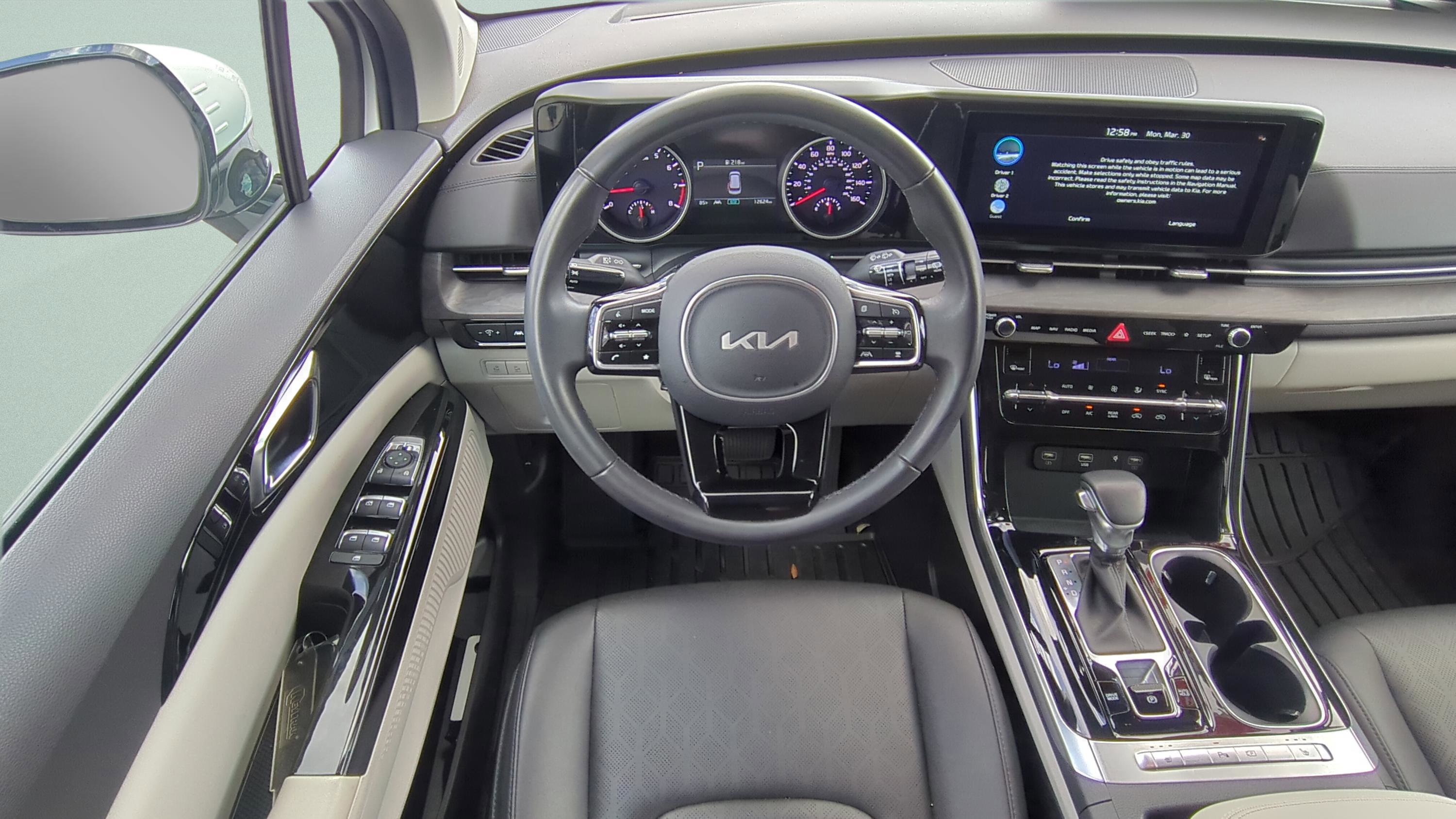 Certified 2024 Kia Carnival EX image 15